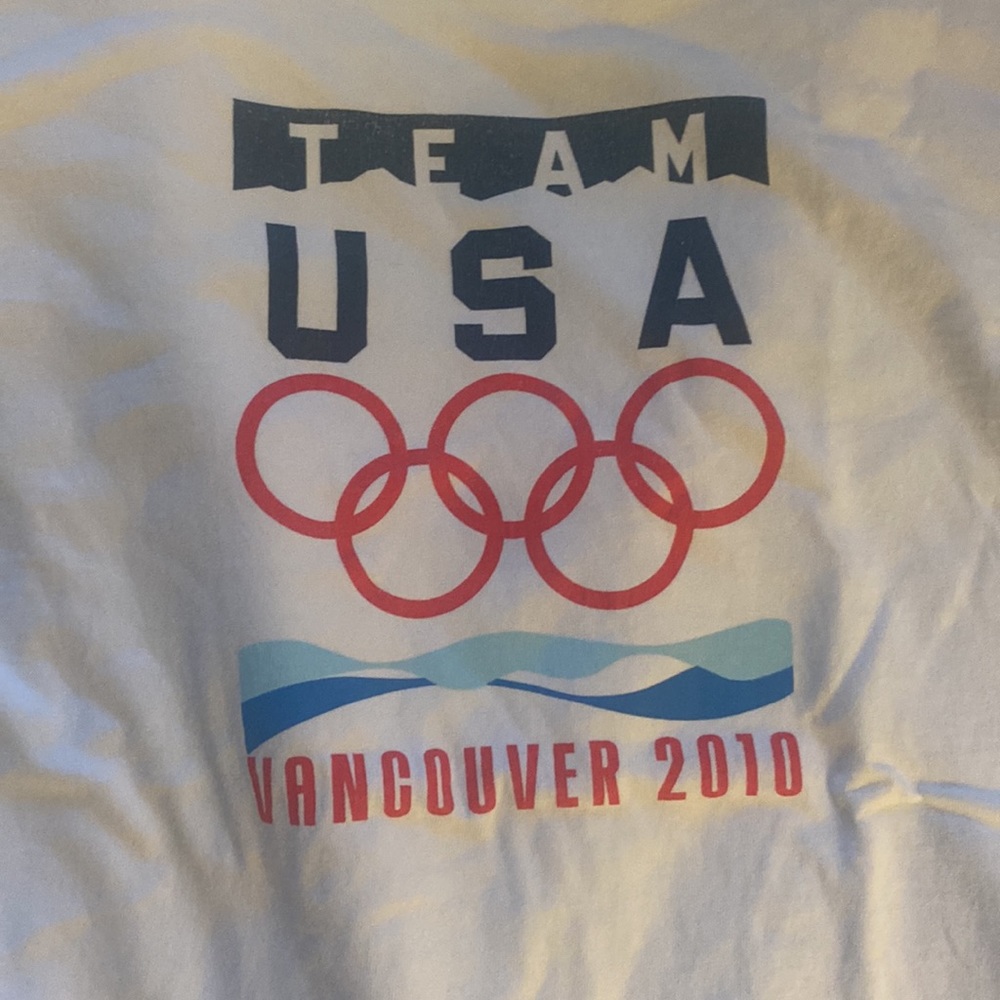 🇺🇸TEAM USA 2010 Winter Olympics UNISEX Shirt🇺🇸